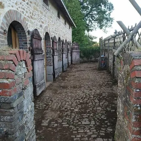 Petite Maison A La Campagne