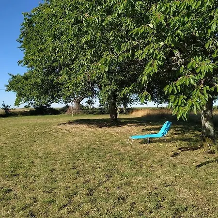 Petite Maison A La Campagne * La Selle-Craonnaise