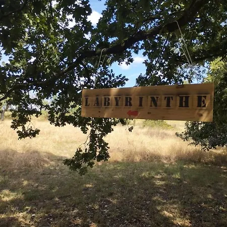 Petite Maison A La Campagne 度假居