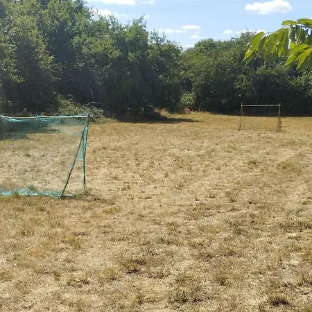 Petite Maison A La Campagne * La Selle-Craonnaise